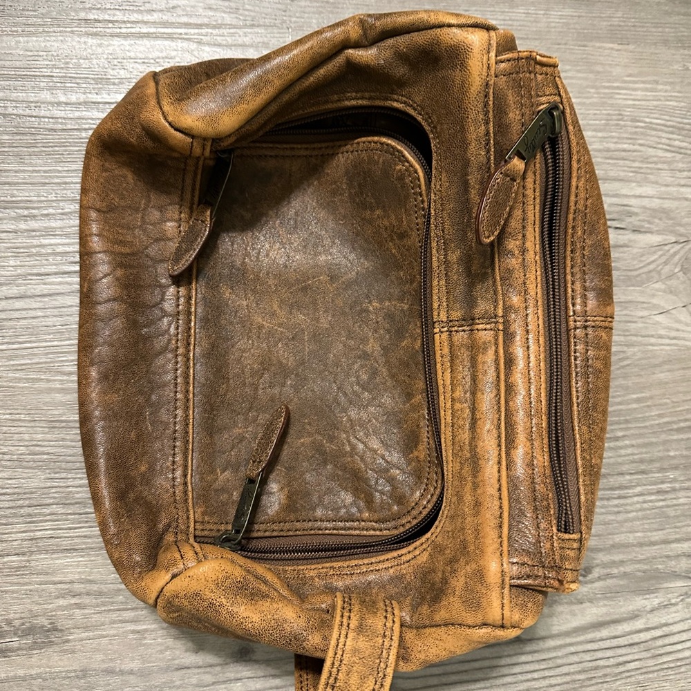 Scully Brown Leather Men's Toiletry Bag